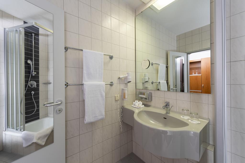 B&B Hotel Rastatt Quarto foto